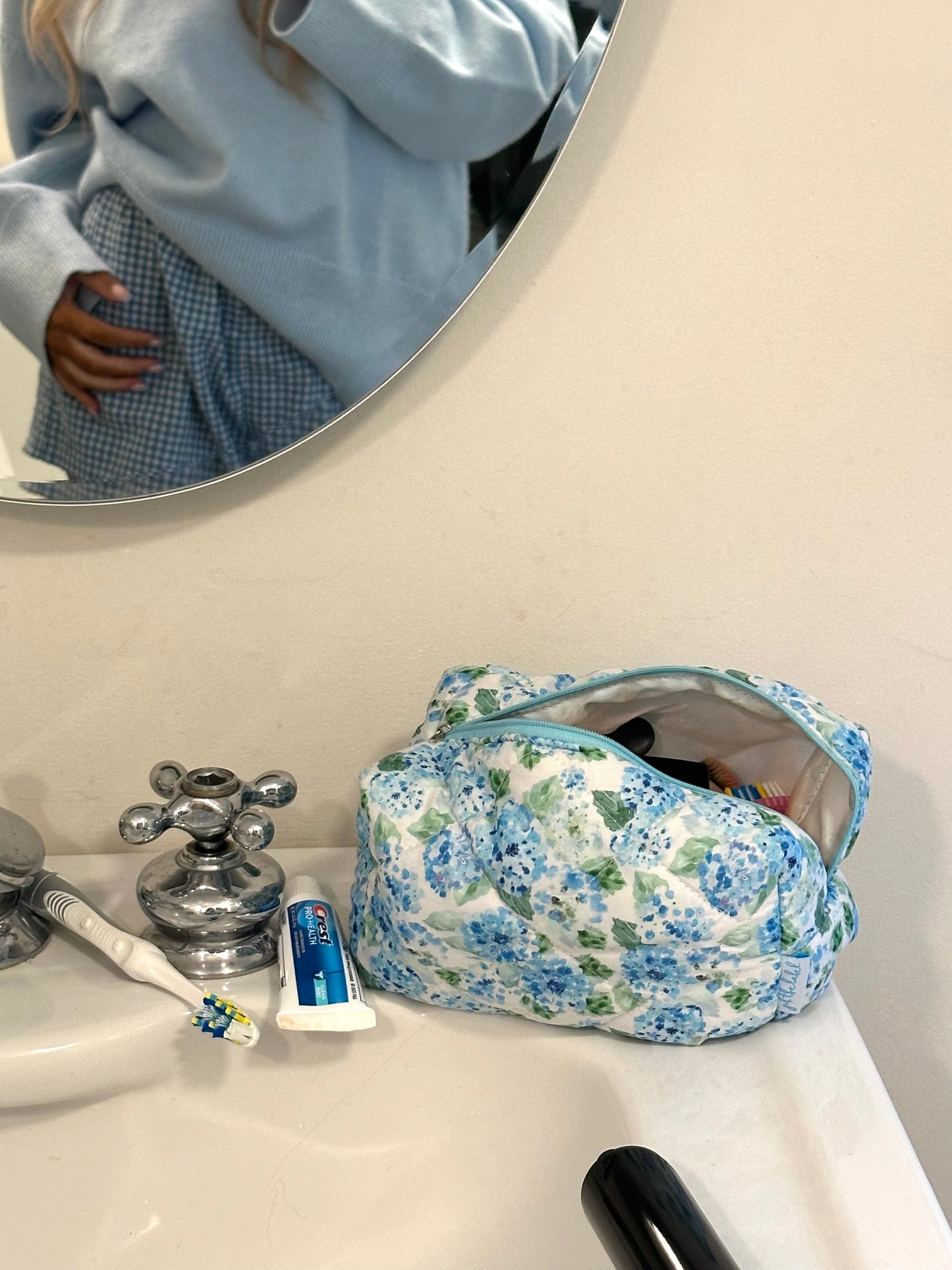 Hydrangea Makeup Bag